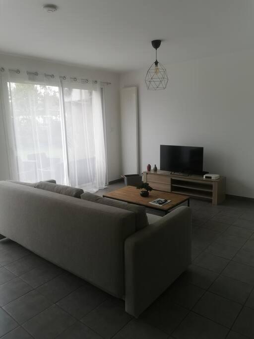 Jolie Maison Entiere Avec 3 Chambres Centre Ville แซงตรองเดร-เดอ-คุบแซก ภายนอก รูปภาพ